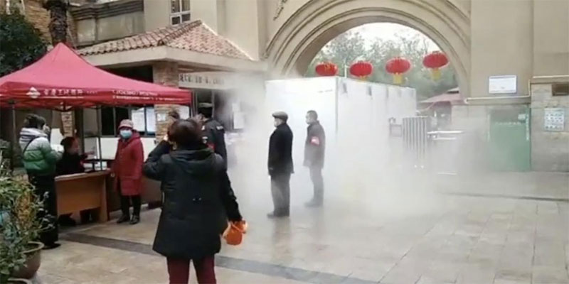 小區(qū)門(mén)口防疫消毒通道